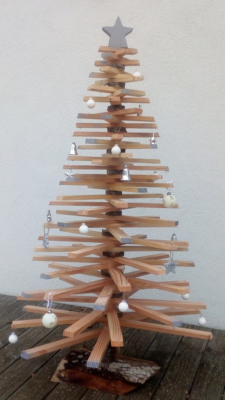 Sapin de Noël décoratif en bois